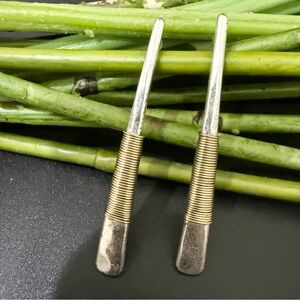RLM Soho Robert Lee Morris 2-tone Wire Wrapped Hammered Modernist Drop Earrings